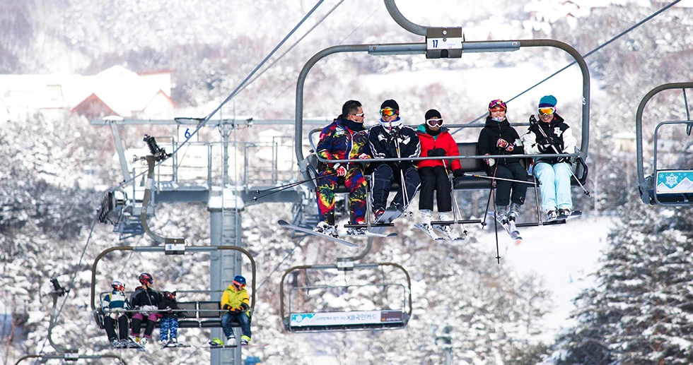 Ski lift at Yongpyong Ski Resort